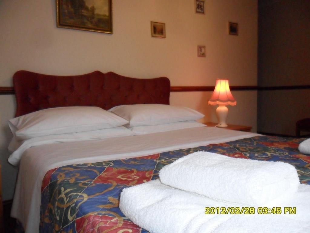 Thorpe Lodge Hotel Peterborough Rum bild